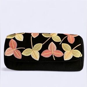 Ipa Nima Embroidered Women Party Black  Clutch